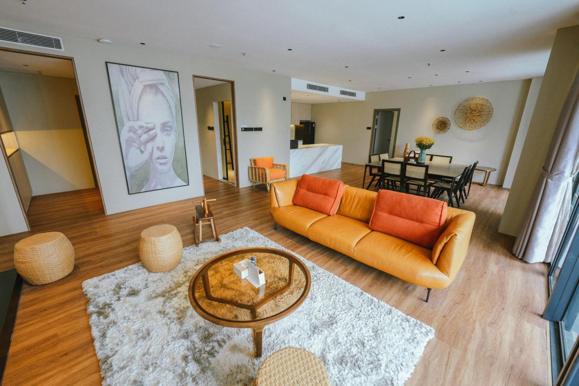 Roxy Beach Resort Sematan Bagian luar foto